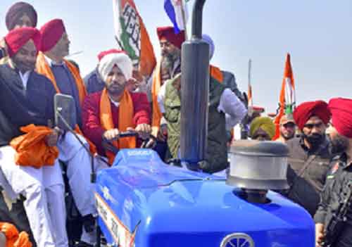 Congress leading in six seats in Punjab, show polling trends