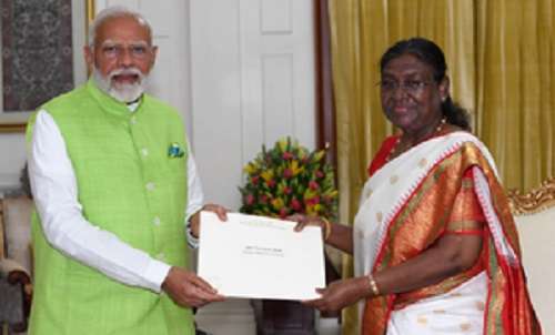 PM Modi tenders resignation to President; NDA to make fresh claim for govt formation