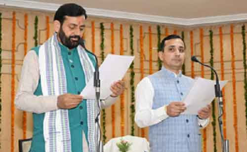 Haryana CM administers oath to Staff Selection Commission Chairman