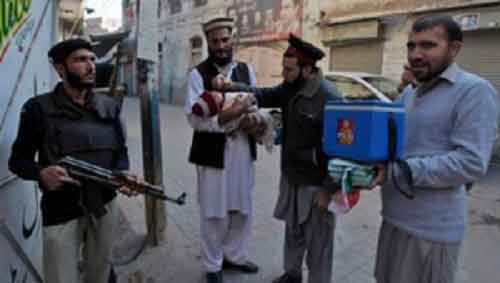 5 injured in attack on polio vaccination team in Pakistan