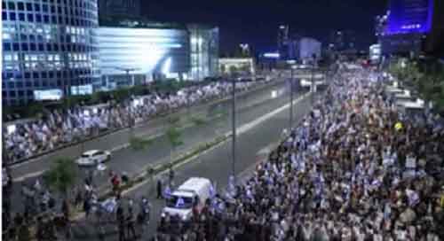 Tens of thousands demonstrate in Israel for release of hostages