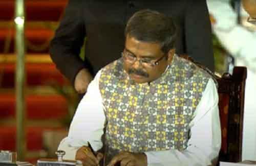 Sambalpur MP Dharmendra Pradhan retains Education Ministry