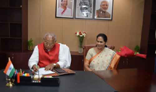 AAP slams NDA govt over induction of Manjhi in Cabinet, cites his insulting remarks on Lord Ram