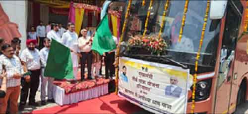 Over 100 pilgrims from Haryana leave for Ayodhya under Mukhyamantri Tirth Yatra Yojana