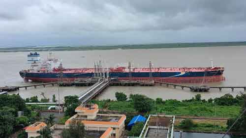 Kolkata Port slashes rates to attract more cargo