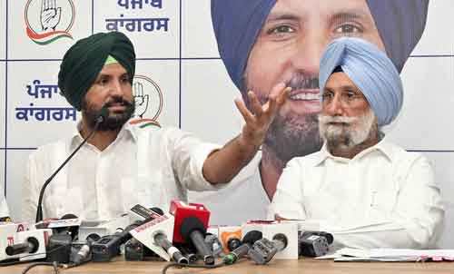 Ludhiana, Gurdaspur MPs submit resignations as Punjab legislators