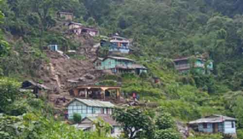 Sikkim govt seeks IAF’s assistance to airlift 1,400 stranded tourists