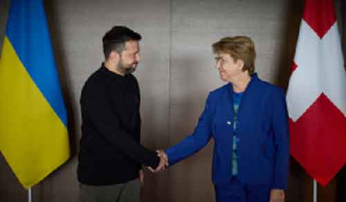 Zelensky tells Ukraine conference pressure on Moscow is increasing