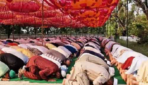 Eid prayers pass off peacefully in J&K