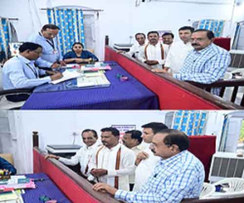 Madhya Pradesh: Cong candidate for Amarwara bypoll Dheeransha Invati files nomination