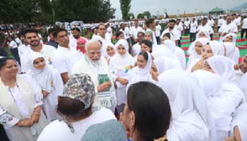 PM Modi interacts with Yoga Day participants in J&K’s Srinagar