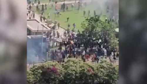 Kenyan President terms street protests ‘treasonous’ after 5 killed in police firing