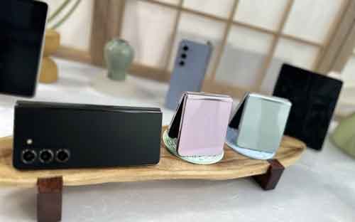 Samsung to unveil new AI-enabled foldable smartphones next month