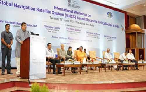 Nitin Gadkari endorses NHAI plan on Global Navigation Satellite System-based tolling