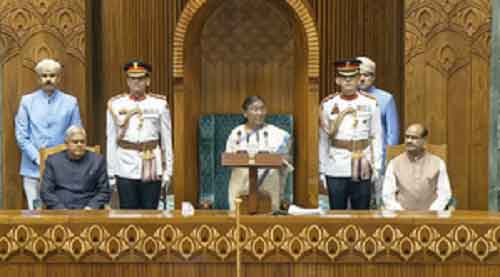 NEET row: Govt committed to fair investigation, assures President Murmu