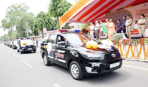 UP CM flags off upgraded PRVs, underlines modernising police force