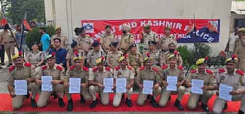 Nine J&K SPOs made constables for bravery during recent Kathua encounter
