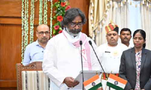 Out on bail, Hemant Soren takes oath as Jharkhand CM