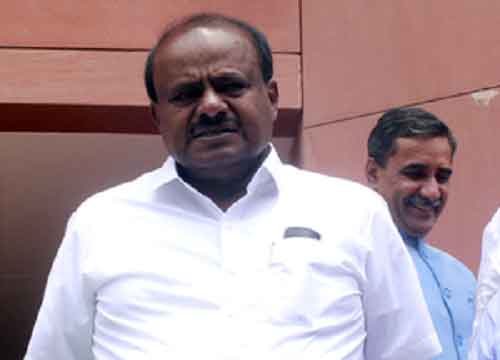Kumaraswamy asks NMDC to commit to production target of 100 million tonnes