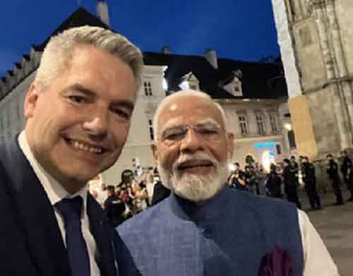 ‘Welcome to Vienna!’: Austrian chancellor hosts PM Modi for private engagement