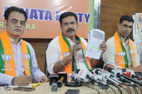 MUDA scam: K’taka BJP releases ‘documents’ on CM Siddaramaiah’s role, seeks CBI probe