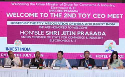 Support Indian artisans, nurture creativity via toys that inspire kids across globe: Minister