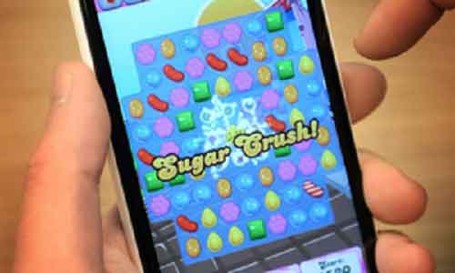 Candy Crush addiction costs UP teacher his job