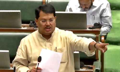 Govt should waive crop loan & electricity bill arrears to help farmers: Maha LoP