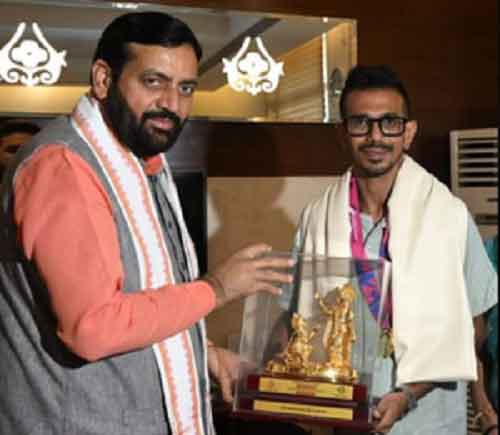 Cricketer Yuzvendra Chahal meets Haryana CM