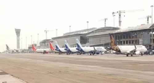 Heavy rains in Mumbai disrupt flights again