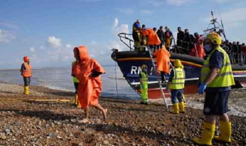 Four migrants die attempting to cross English Channel: official