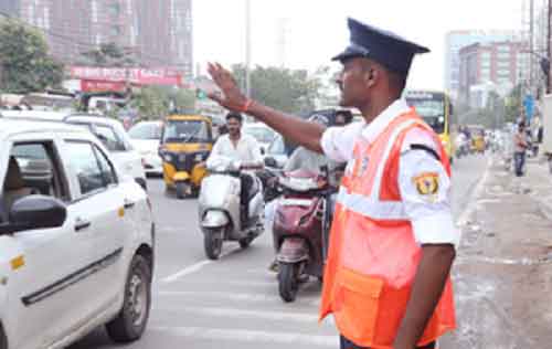 Traffic marshals to ease traffic congestion in Cyberabad