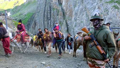 Nearly 3 lakh devotees perform Amarnath Yatra in 15 days