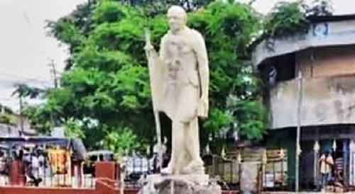 Amid row, Assam’s Tinsukia promises to reinstall Mahatma statue