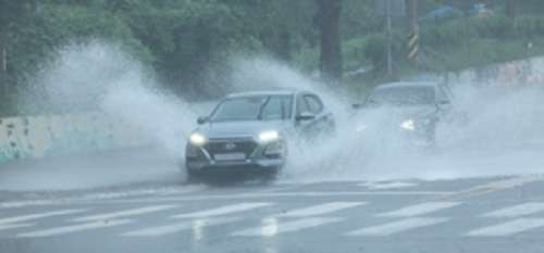 Heavy rain watch issued across South Korea’s metropolitan area
