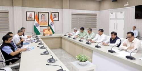 Remaining work on roads for Kanwar Yatra to be finished in 72 hours: CM Yogi