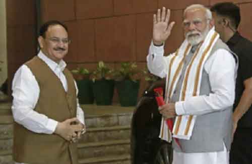 PM Modi meets party staffers BJP HQ, expresses gratitude for their dedication