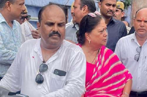 Vasundhara Raje tours her Assembly constituency on scooty