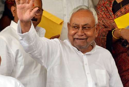 Nitish Kumar welcomes special package for Bihar