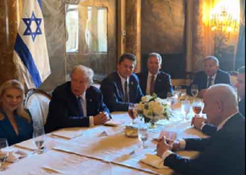 Trump receives Netanyahu, wife at Mar-a-Lago