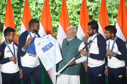 ‘The team will miss you’, PM Modi tells hockey stalwart PR Sreejesh on his retirement