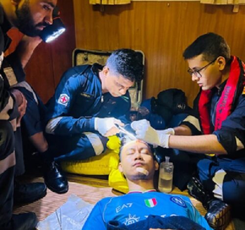 Bengal: Indian Coast Guard attends to injured Indonesian seafarer on merchant vessel