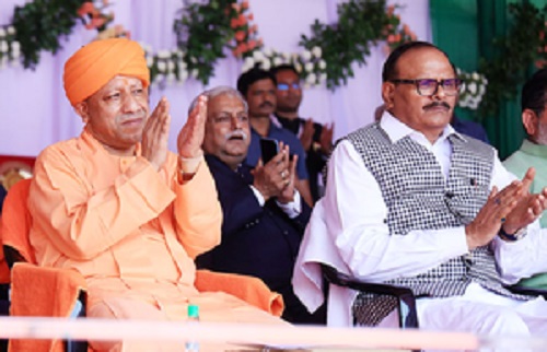 UP Dy CM supports Yogi’s ‘batenge toh katenge’ remark, says BJP working to unite people