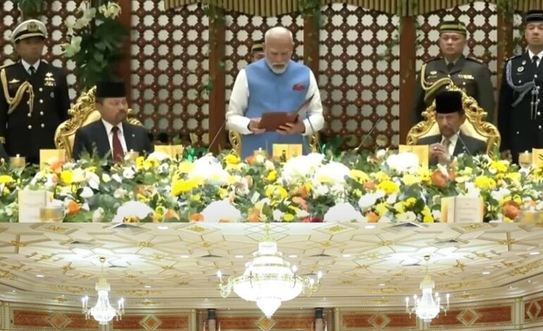 PM Modi Conducts Delegation-Level Talks with Brunei’s Sultan, Then Heads to Singapore