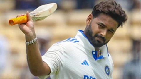 “You’ve Got to Be on Your Game Bowling Against Him”: Lyon on Facing Pant
