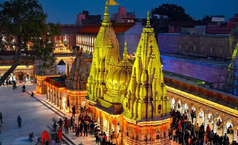 काशी विश्वनाथ मंदिर: शिव की भक्ति का अद्भुत केंद्र और सांस्कृतिक धरोहर