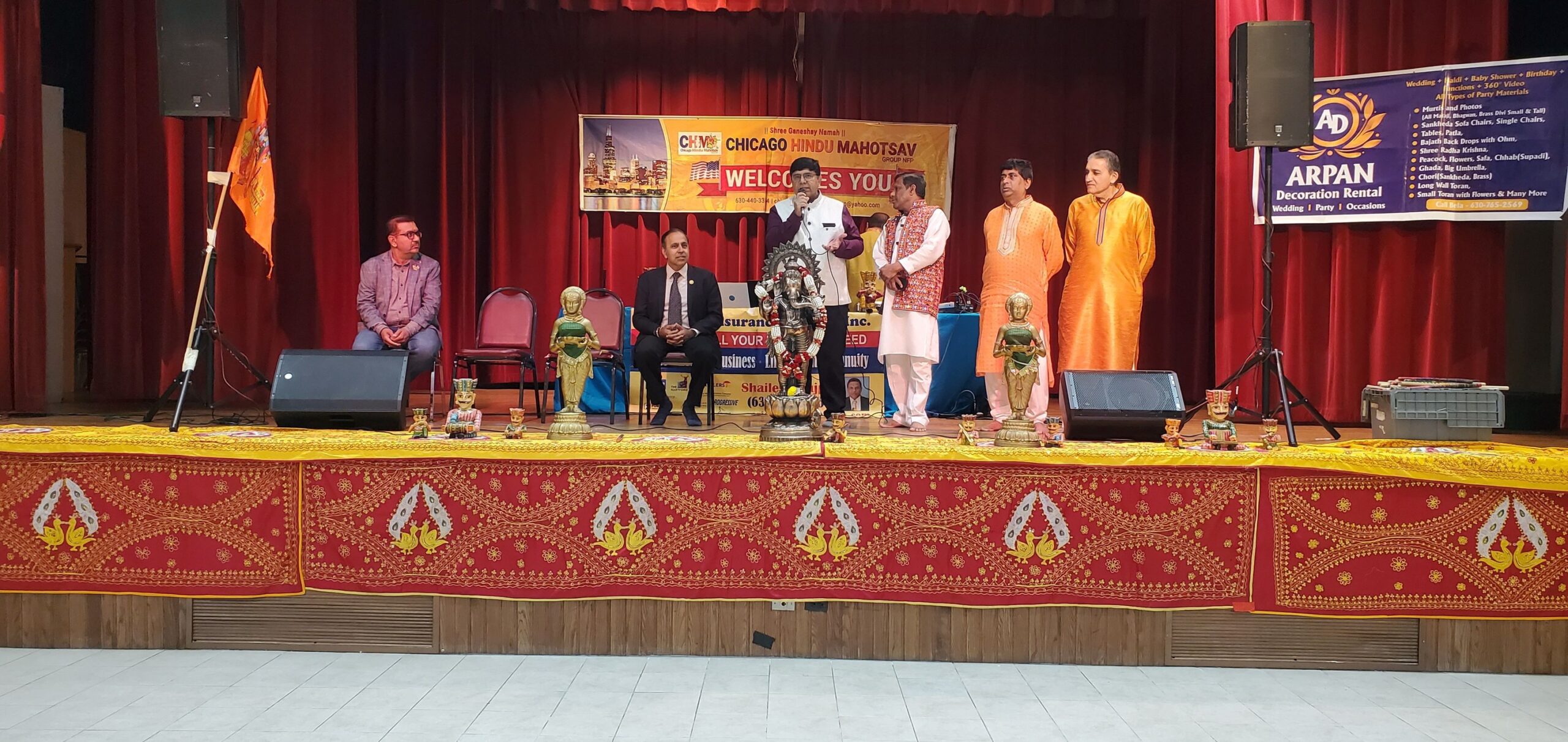 Congressman Raja Krishnamoorthy Joins Thousands in Celebrating Day 3 of Chicago Hindu Mahotsav’s Vibrant Navratri Raas Garba