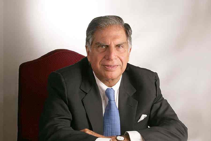 Karnataka CM Remembers Ratan Tata’s Dedication to Social Causes