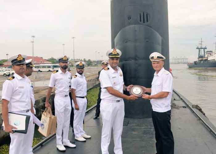 Russian Submarine Ufa Docks at Kochi Port, Welcomed by Indian Navy