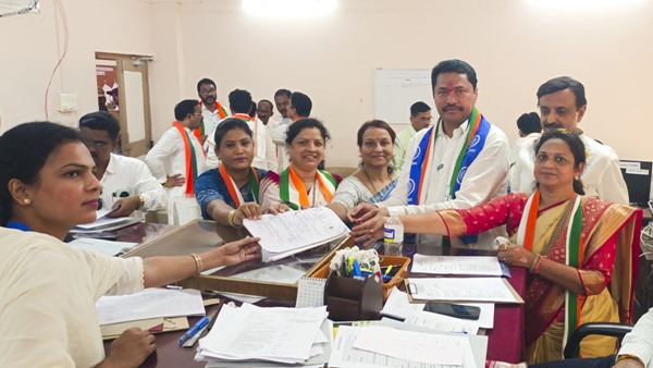 Maha polls: 7,995 candidates file 10,905 nomination papers for 288 assembly seats